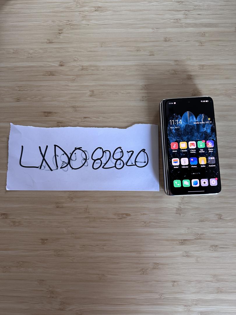 Oppo Find N, color White