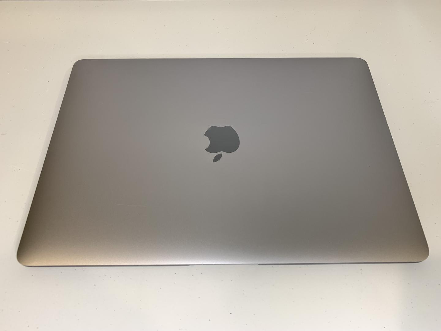 MacBook Air 2018 - 13", color Gray
