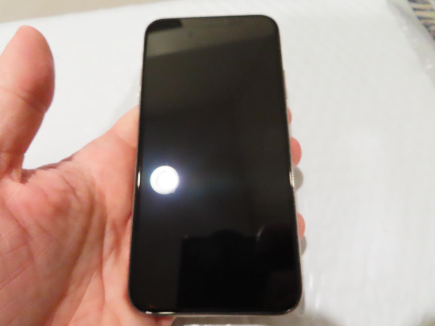 Apple iPhone Xs, color Gold