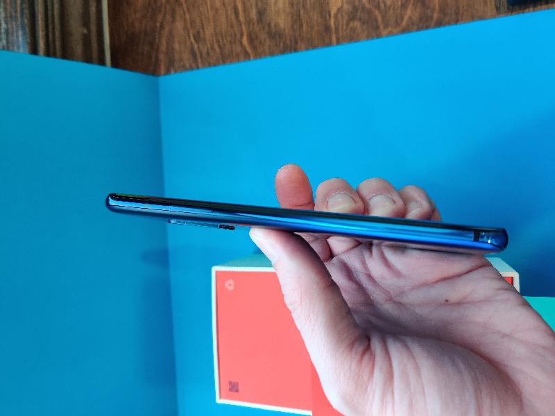 OnePlus 7 Pro, color Blue