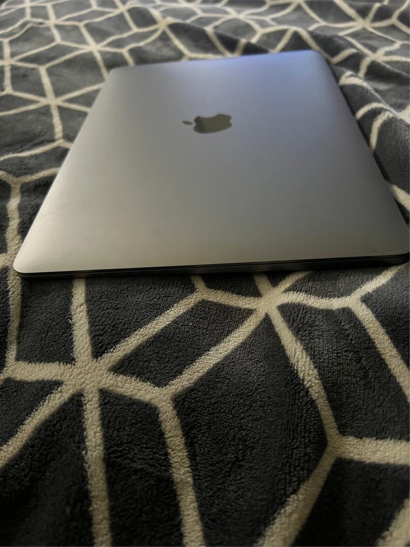 MacBook Air 2018 - 13 inch - Guide, Specs, Prices, and More - Swappa
