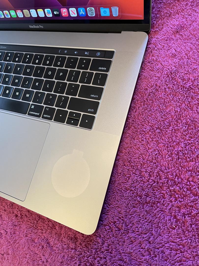 MacBook Pro 2017 (With Touch Bar) - 15", color Silver