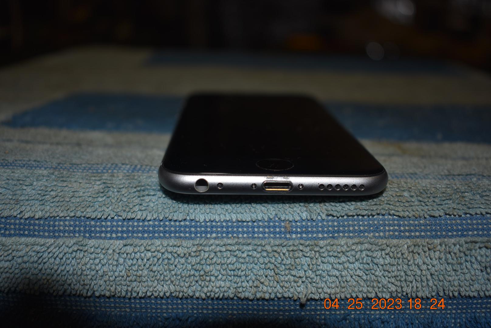 Apple iPhone 6, color Gray