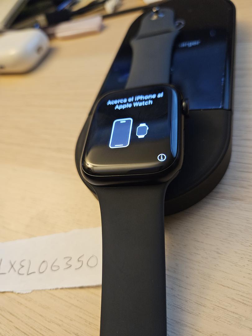 Apple Watch Series 8 45mm, color Midnight