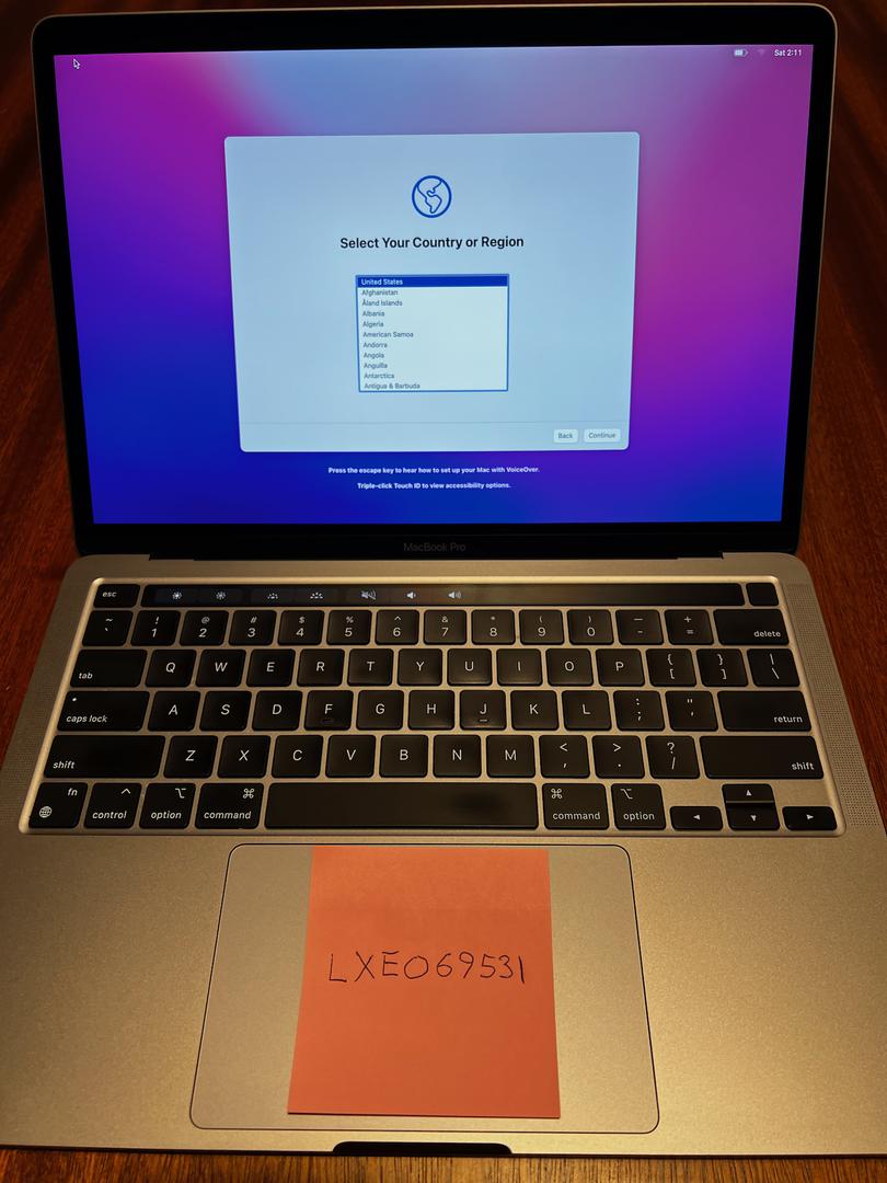 MacBook Pro 2020 - 13", color Gray