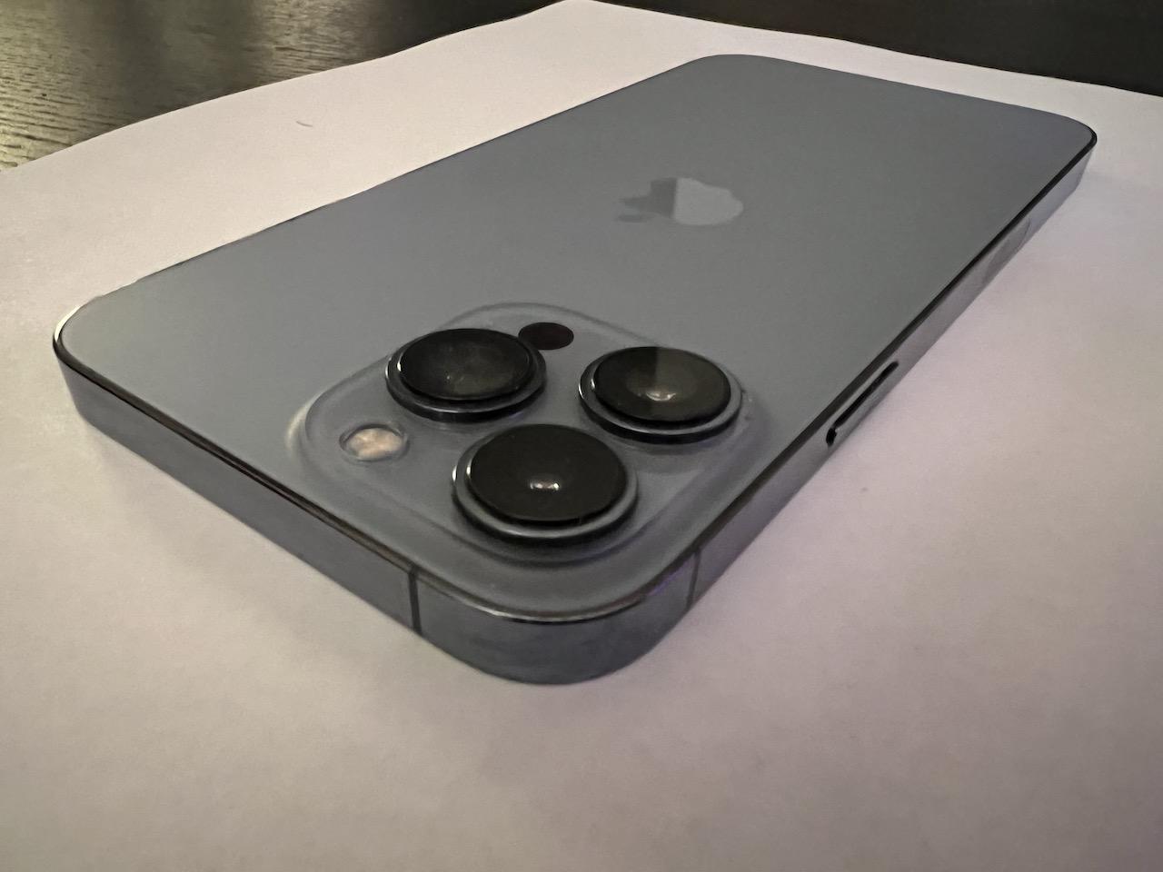 Apple iPhone 13 Pro Max, color Sierra Blue