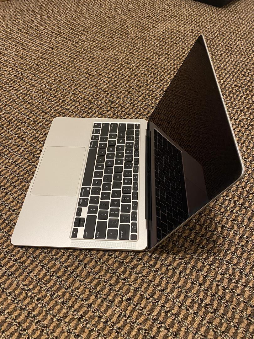 MacBook Air 2020 - 13", color Silver