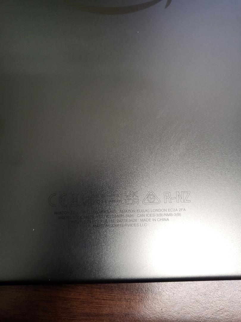 Amazon Kindle Scribe 10.2", color