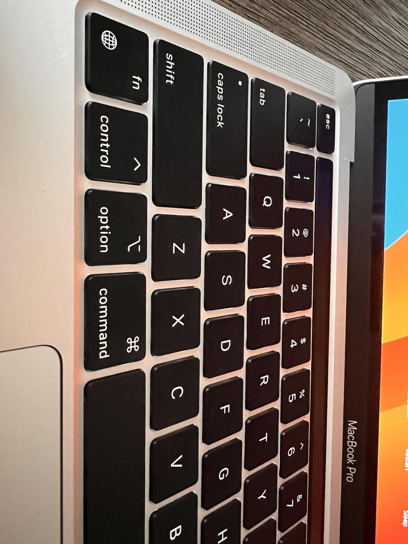 MacBook Pro 2020 - 13", color Silver