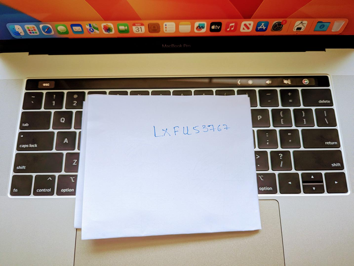 MacBook Pro 2019 - 15", color Silver