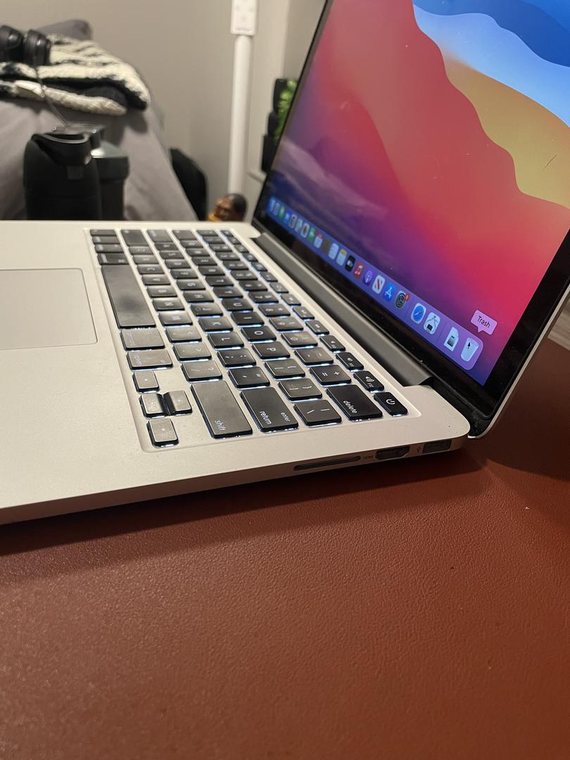 MacBook Pro 2015 (Retina) - 13 inch - Guide, Specs, Prices