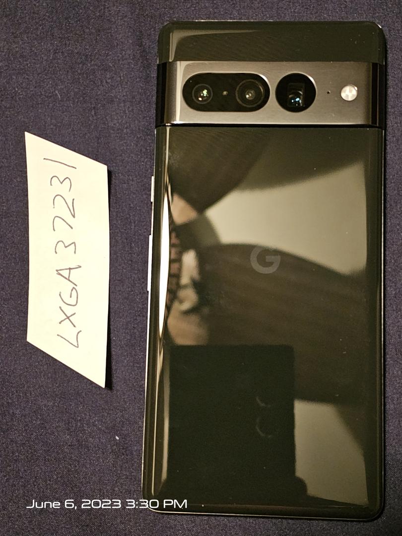 Google Pixel 7 Pro, color Obsidian