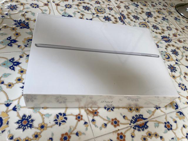 Apple iPad 9th Gen, color Silver