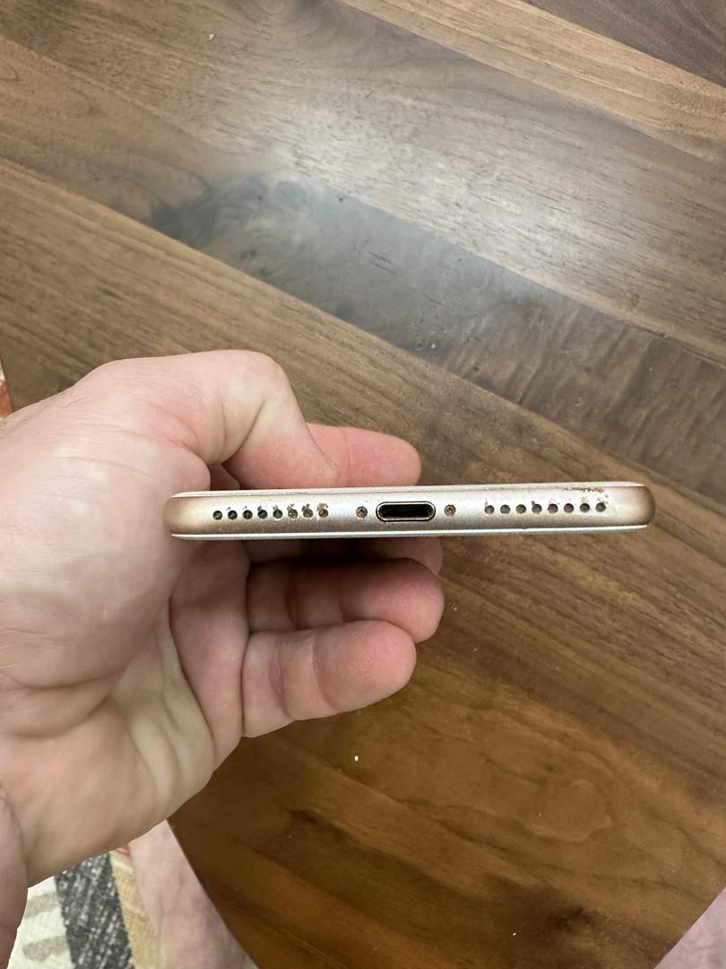 Apple iPhone 8 Plus, color Gold