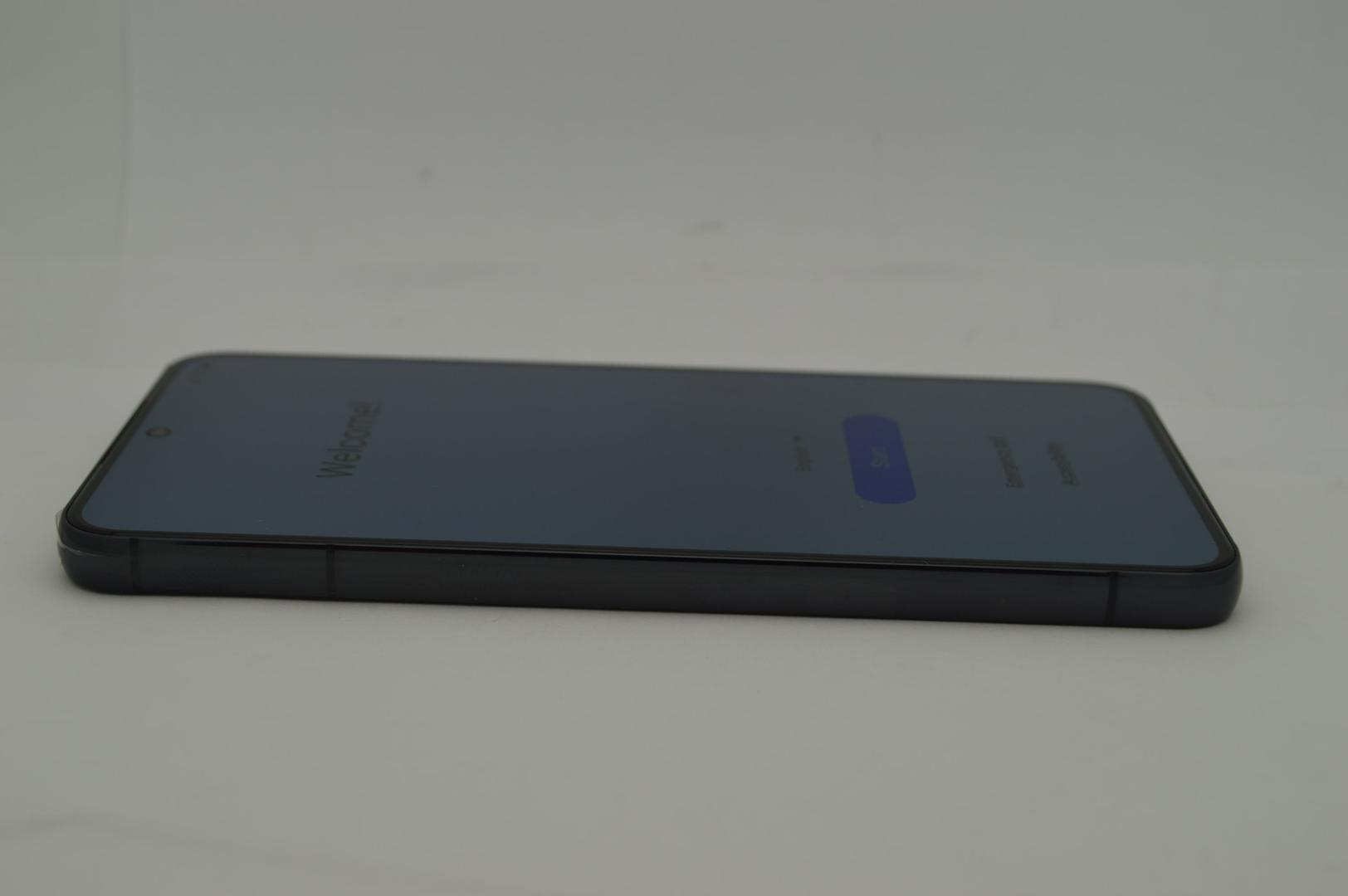 Samsung Galaxy S22, color Black