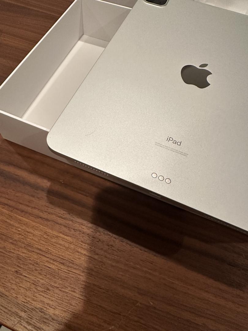 Apple iPad Pro 11" 2nd Gen 2020, color Silver