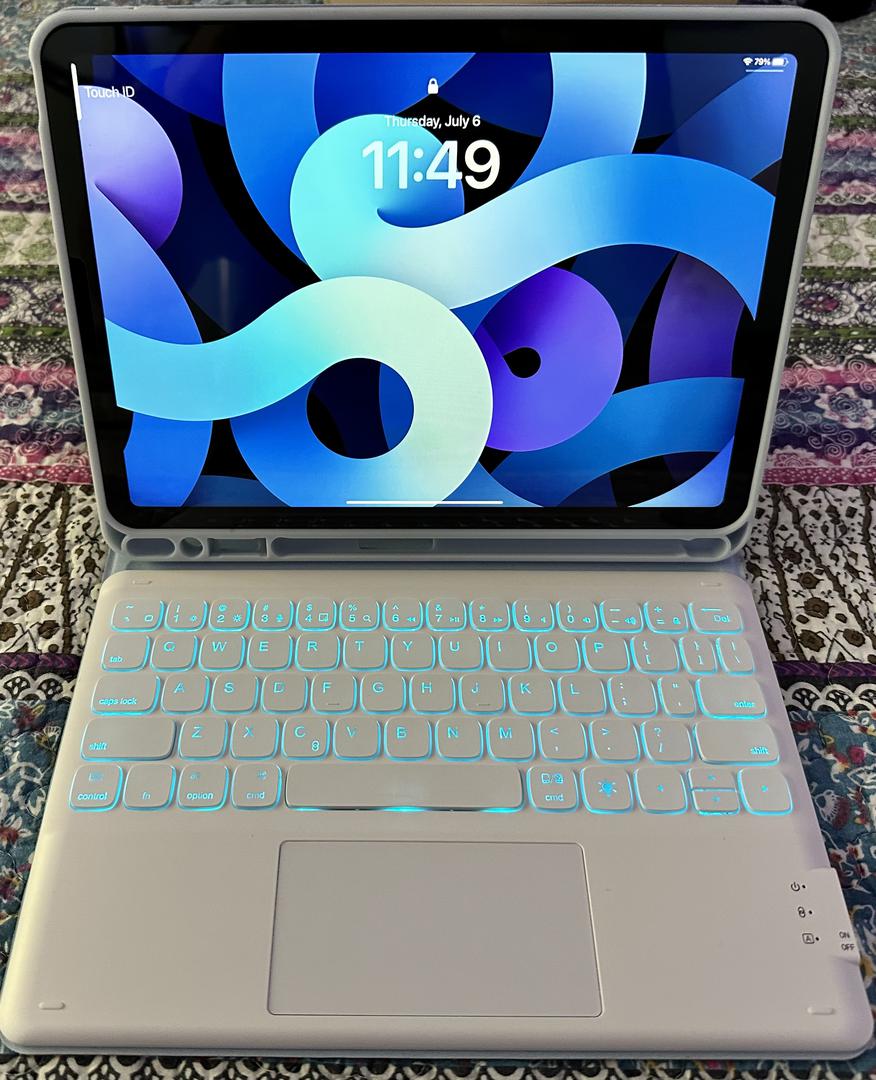 Apple iPad Air 4th Gen, color Sky Blue