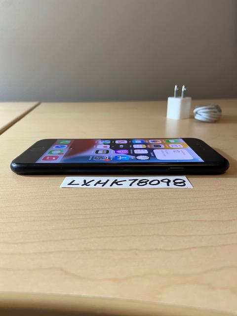 Apple iPhone 7, color Black