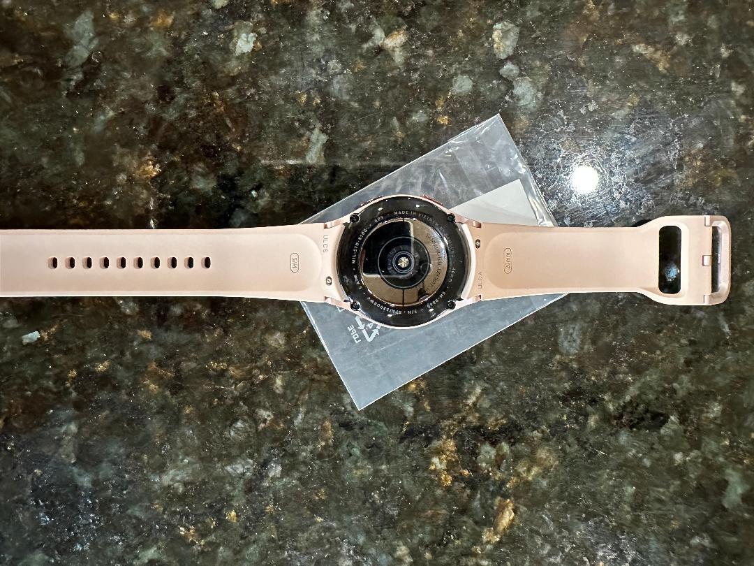Samsung Galaxy Watch4, color Gold