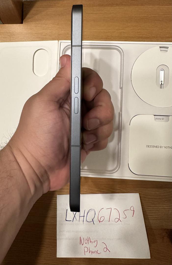 Nothing Phone (2), color Gray