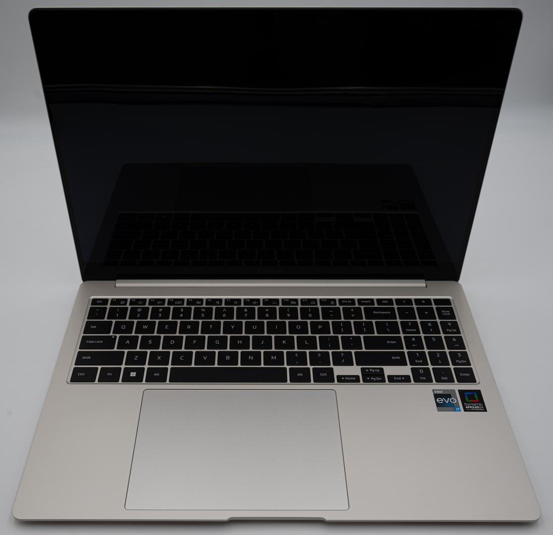 Samsung Galaxy Book3 Pro, color Beige