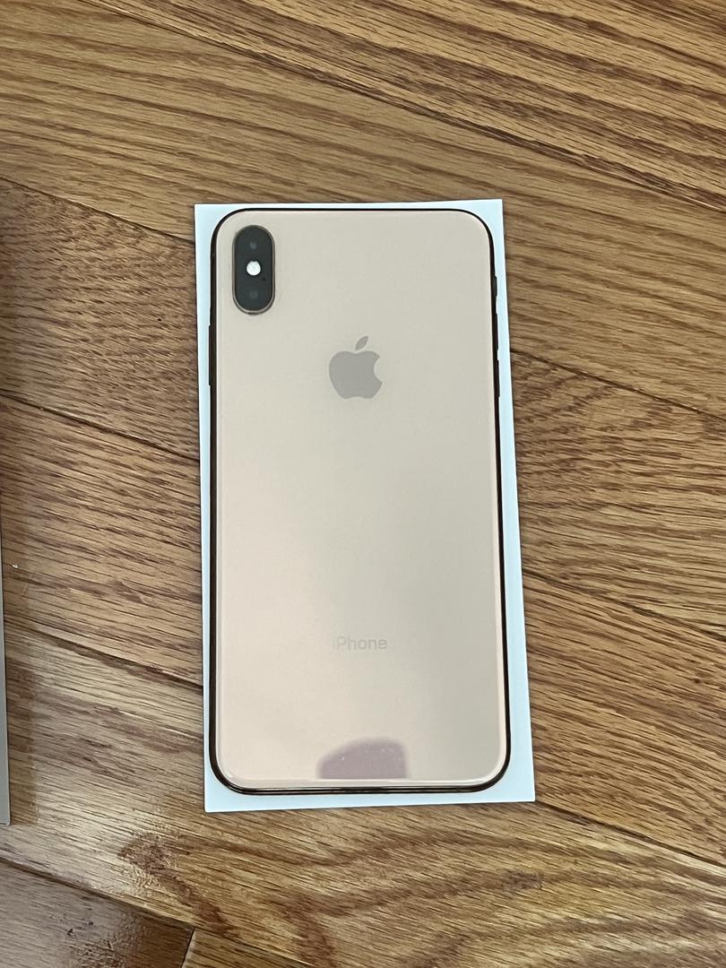 Apple iPhone Xs Max, color Gold