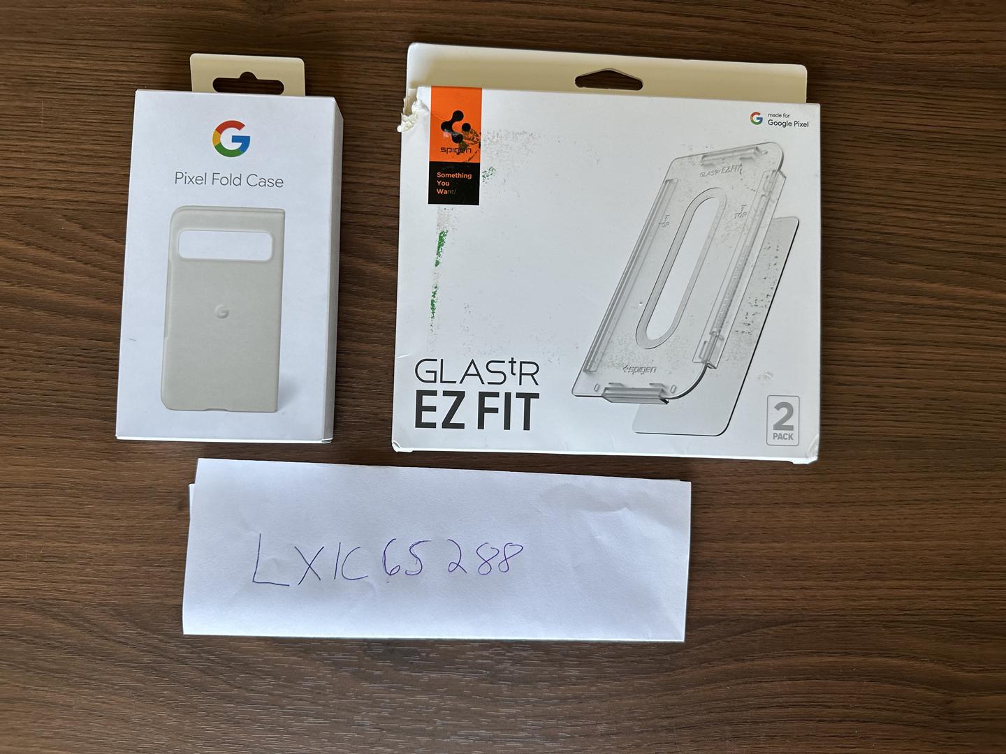 Google Pixel Fold, color Obsidian