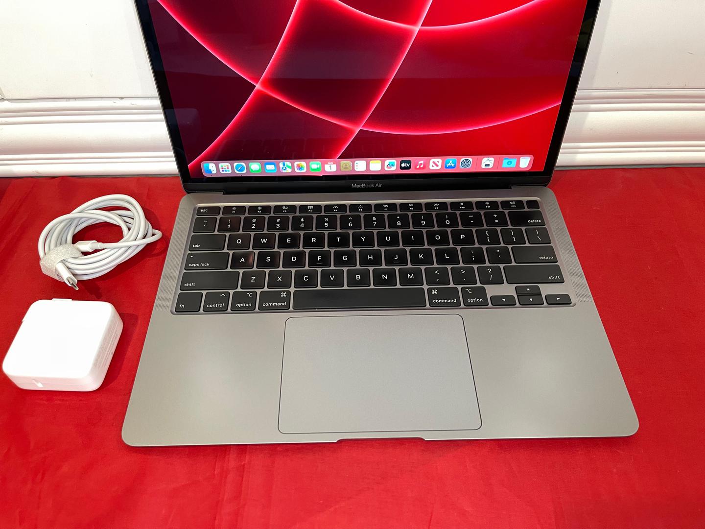 MacBook Air 2020 - 13 inch - Product Guide, Specs, Prices, and