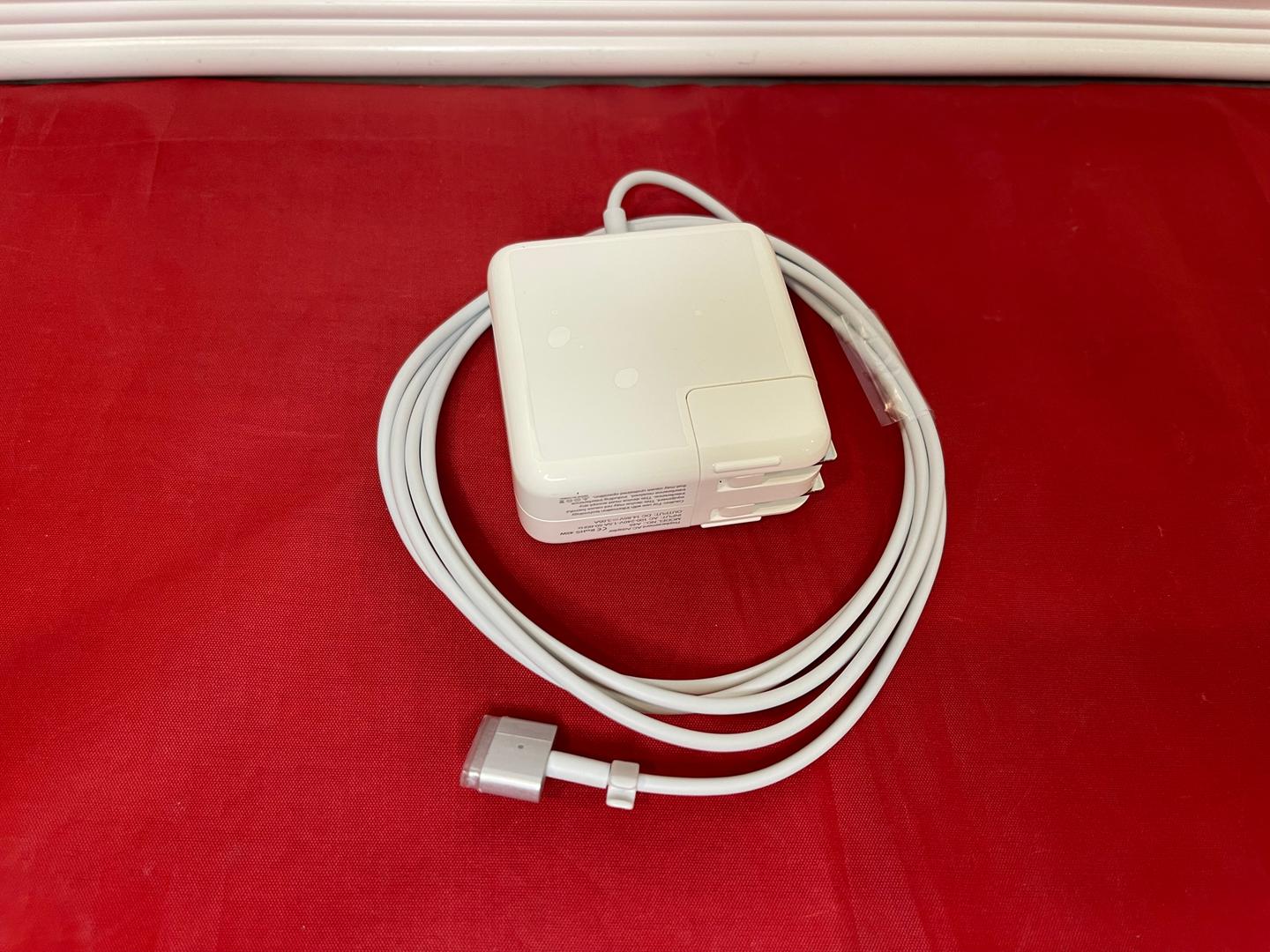 MacBook Air 2017 - 13", color Silver