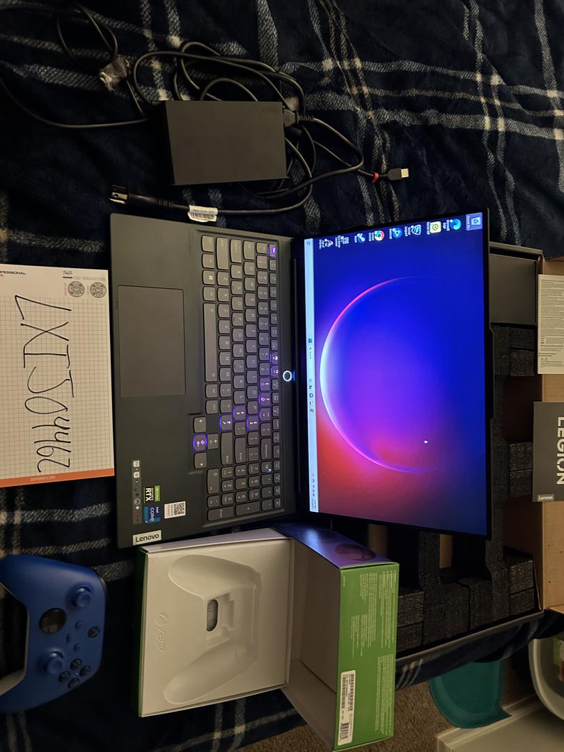 Lenovo Legion Slim 7i 16", color Gray