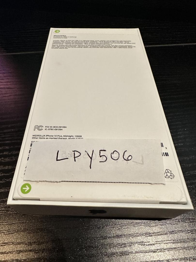 Apple iPhone 14 Plus, color Midnight