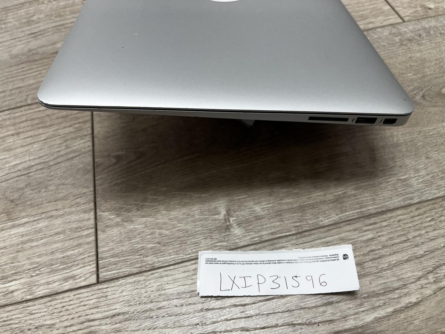 MacBook Air 2017 - 13", color Silver