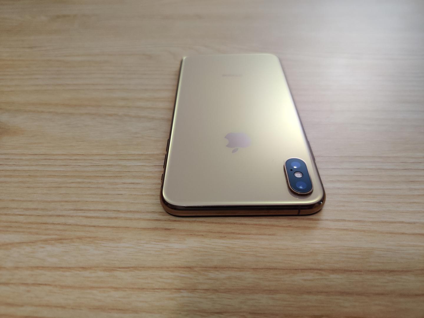 美品 iPhoneXS 256GB GOLD SIMフリー　訳あり 美品 iPhoneXS 256GB GOLD SIMフリー 訳あり iPhoneXS 256GB ゴールド