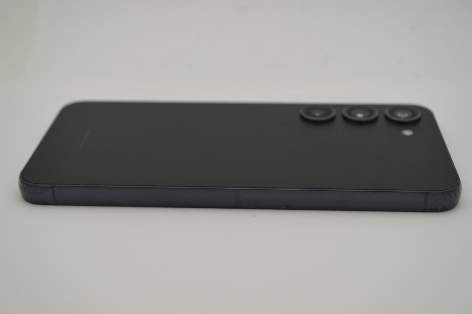 Samsung Galaxy S23, color Black