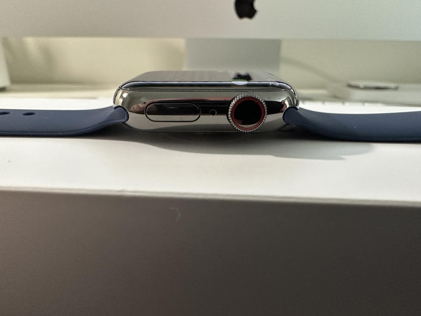 Apple Watch Series 7 41mm, color Graphite
