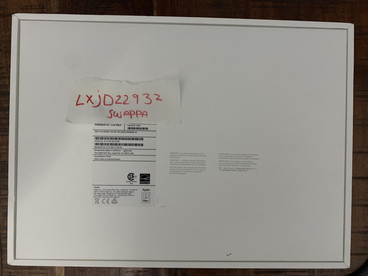 MacBook Air 2022 - 13", color Midnight