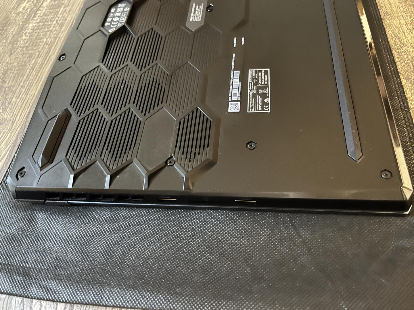 MSI Laptop, color