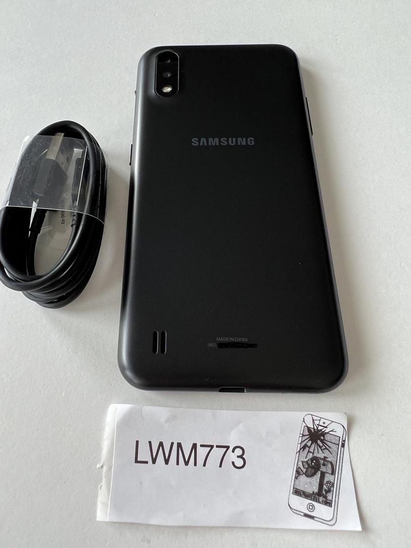 Samsung Galaxy A01, color Black
