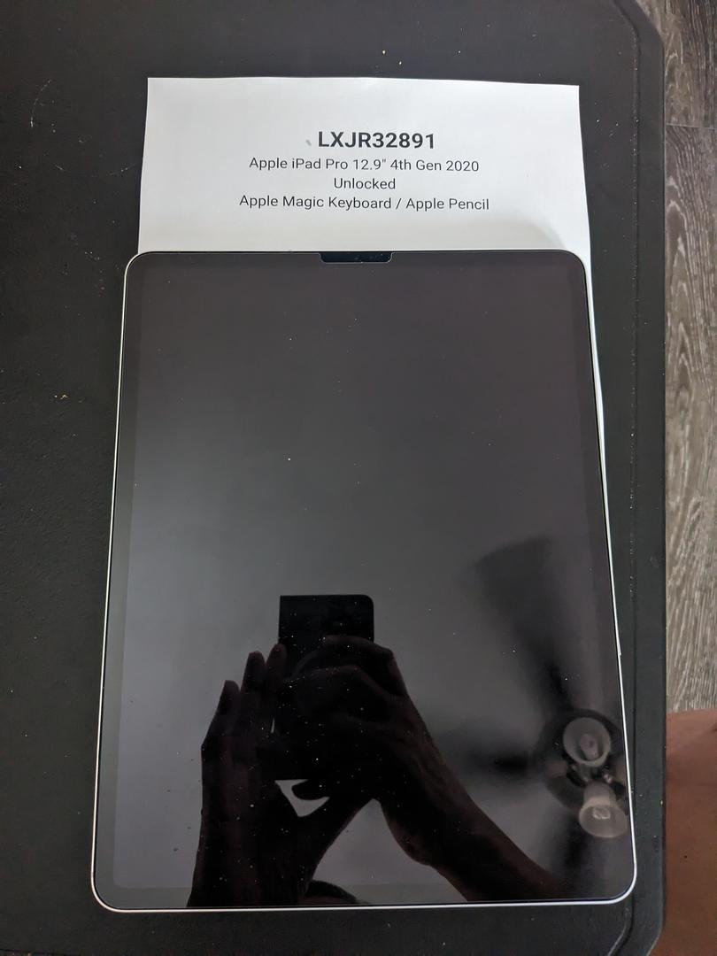 Apple iPad Pro 12.9" 4th Gen 2020, color Silver