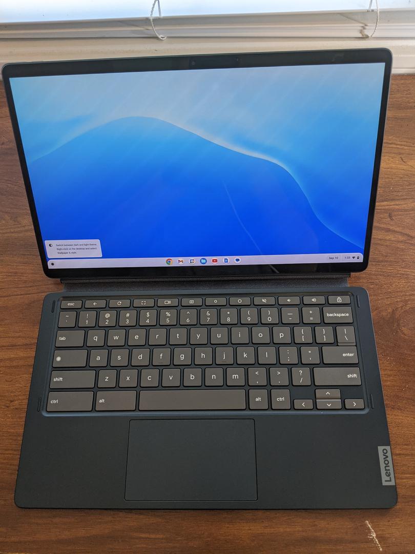 Lenovo Chromebook Duet 5 13”, color Navy Blue