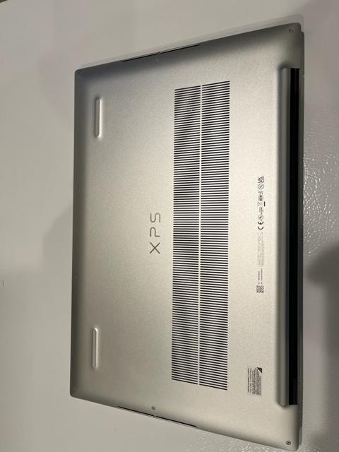 Dell XPS 17 9710 (2021), color Silver