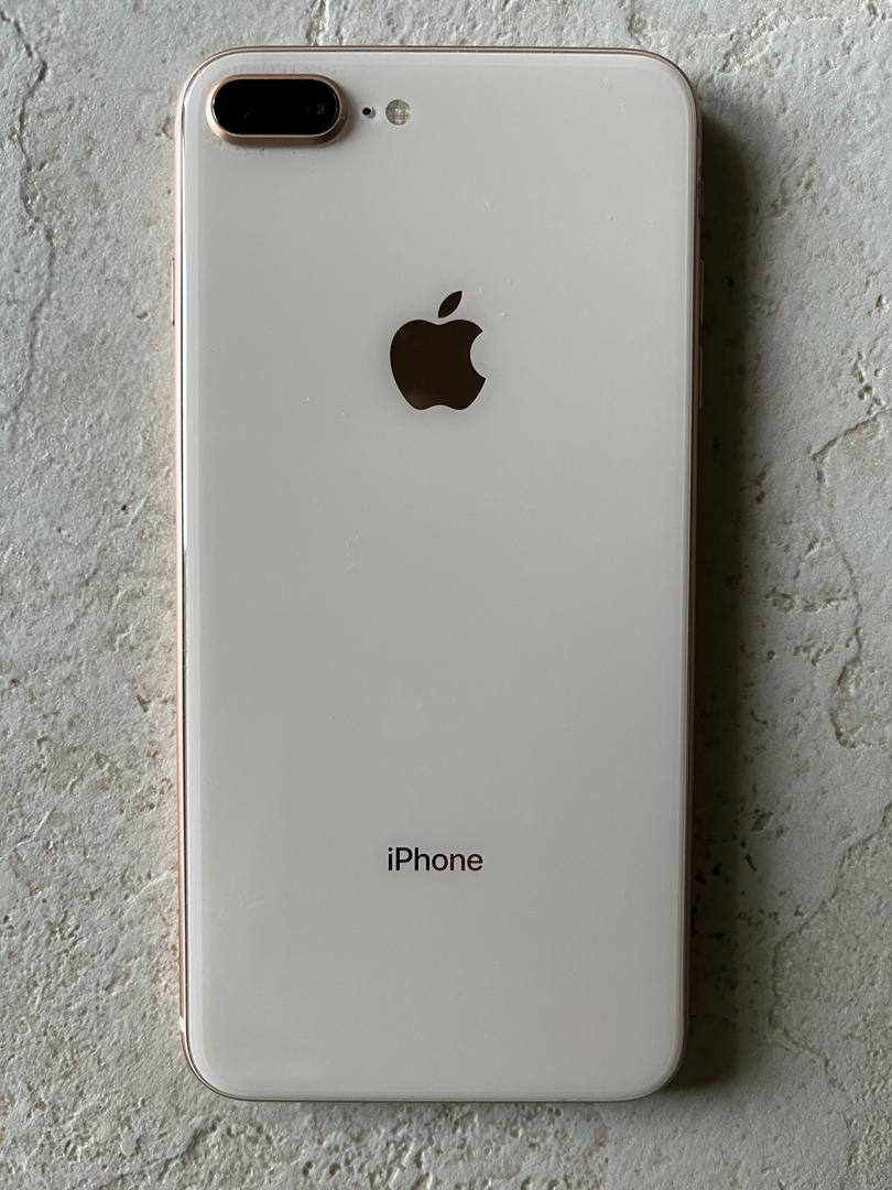 Apple iPhone 8 Plus, color Gold
