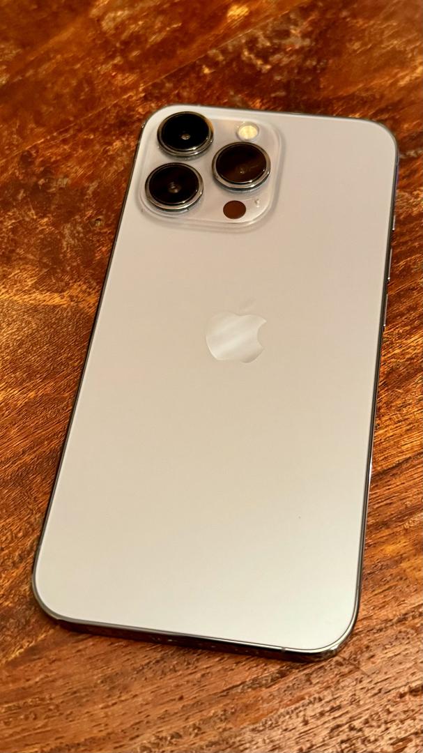 Apple iPhone 13 Pro, color Sierra Blue