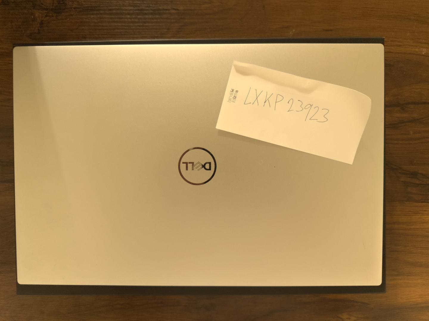 Dell XPS 17 9710 (2021), color Silver