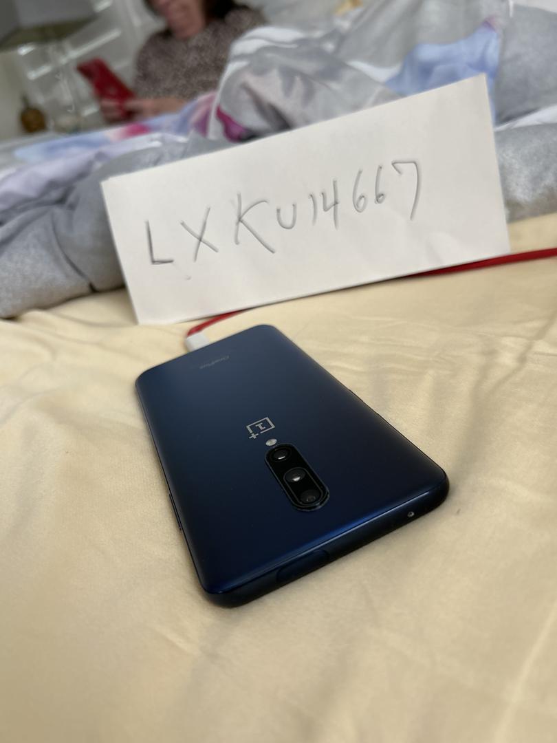 OnePlus 7 Pro, color Blue