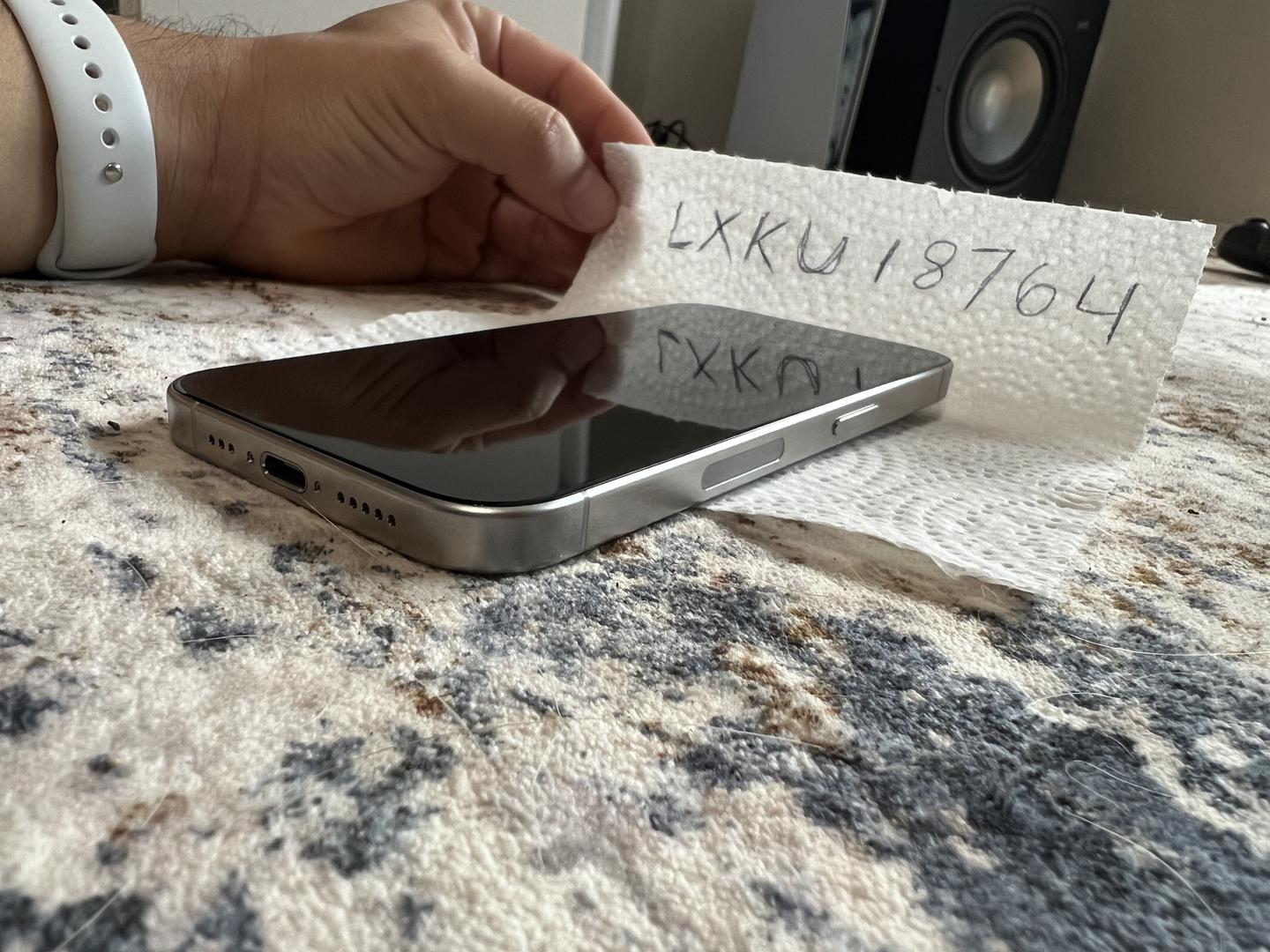 Apple iPhone 15 Pro, color White