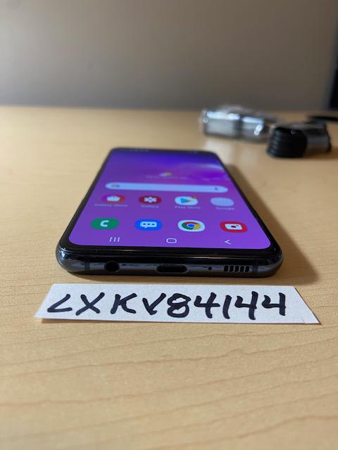 Samsung Galaxy S10e, color Black