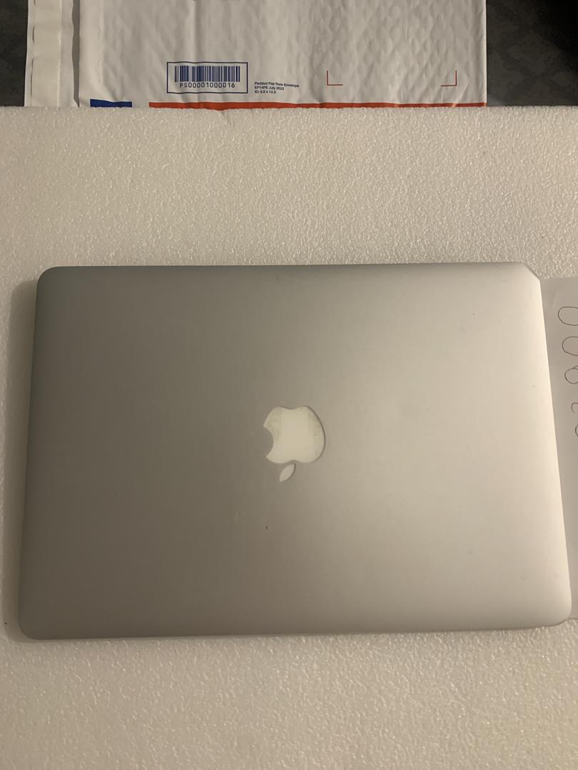 MacBook Air 2017 - 13", color Silver
