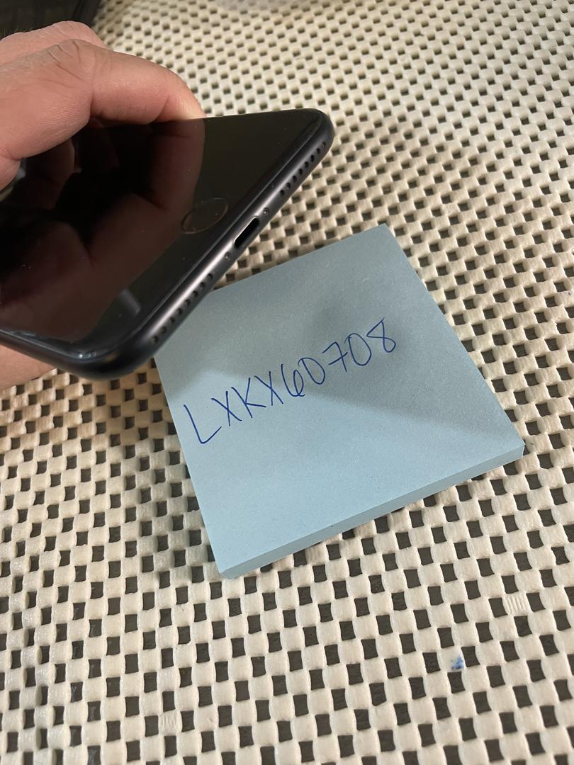 Apple iPhone 7 Plus, color Black