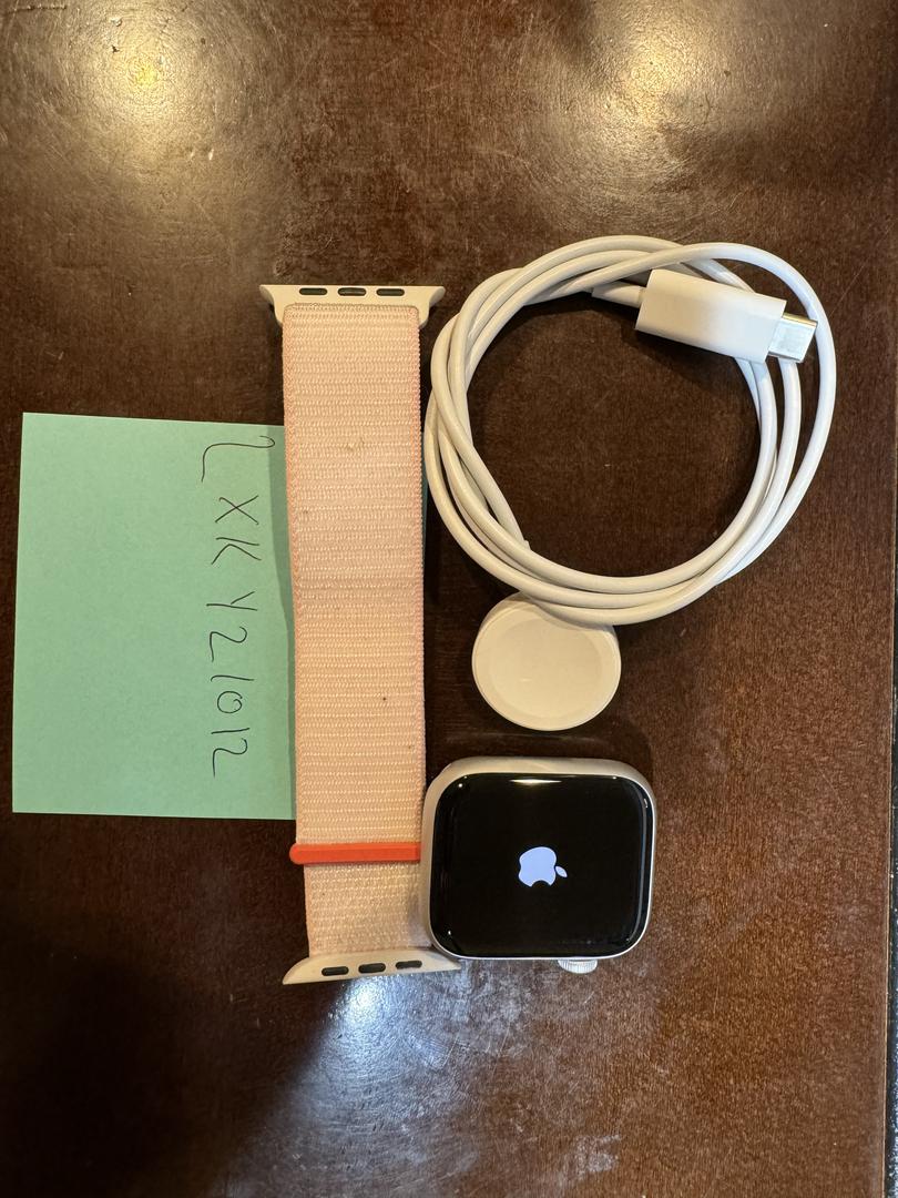 Apple Watch Series 8 45mm, color Silver